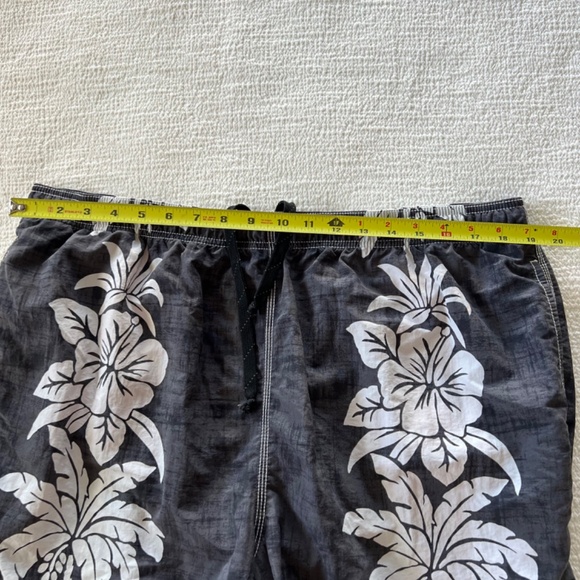 Tommy Bahama Relax swim shorts bathing suit trunks lined floral tropical Size XL - Picture 4 of 14